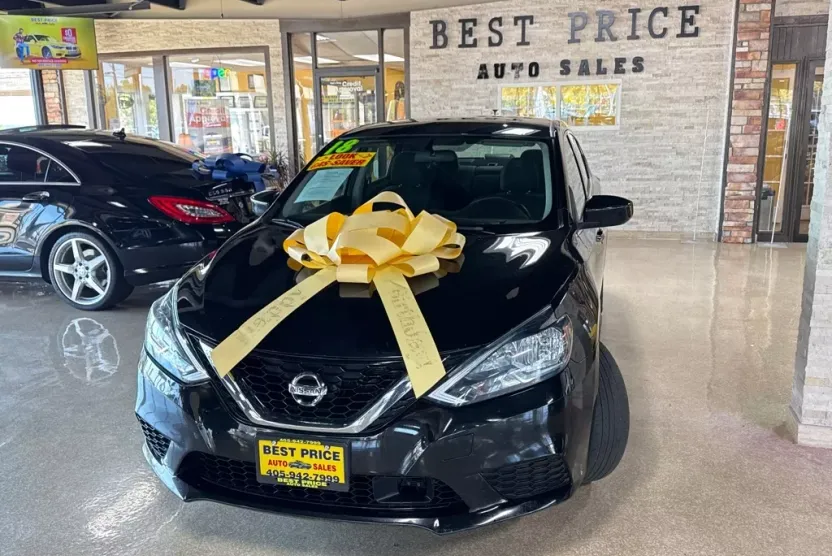 2018 Nissan Sentra S photo 1