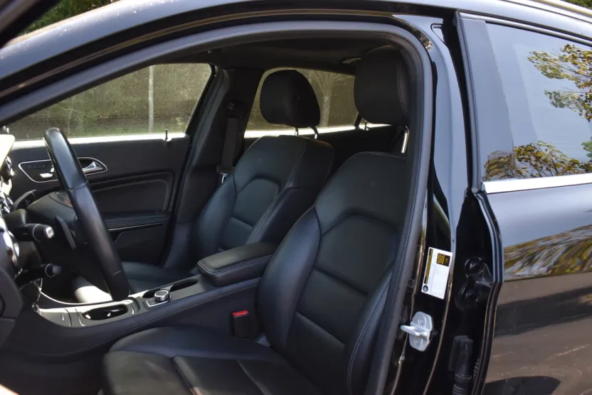 2018 Mercedes Benz GLA 250 4MATIC photo 1