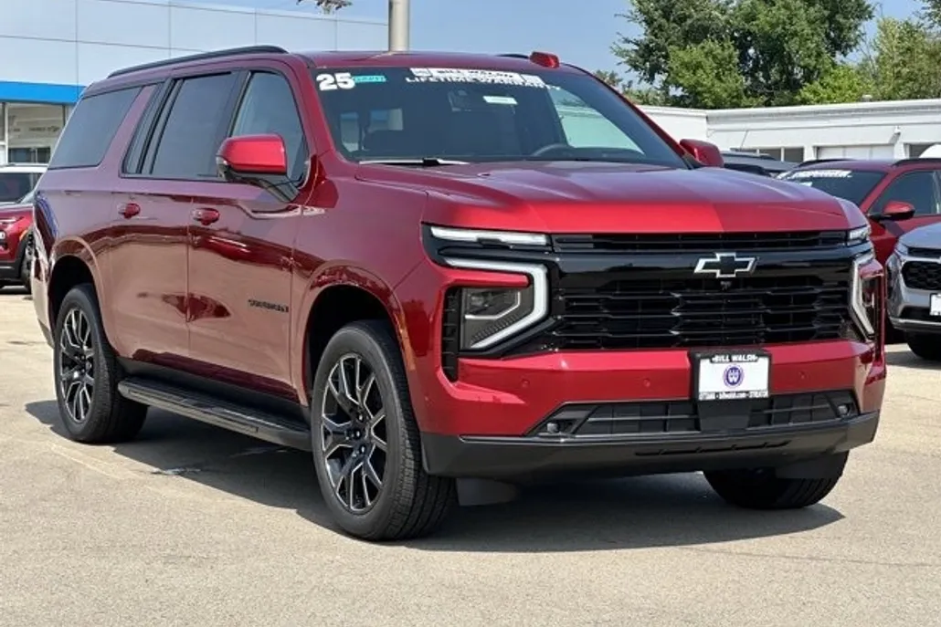2025 Chevrolet Suburban RST photo 1