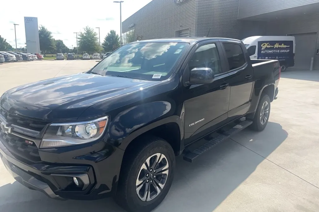 2021 Chevrolet Colorado Z71 photo 1