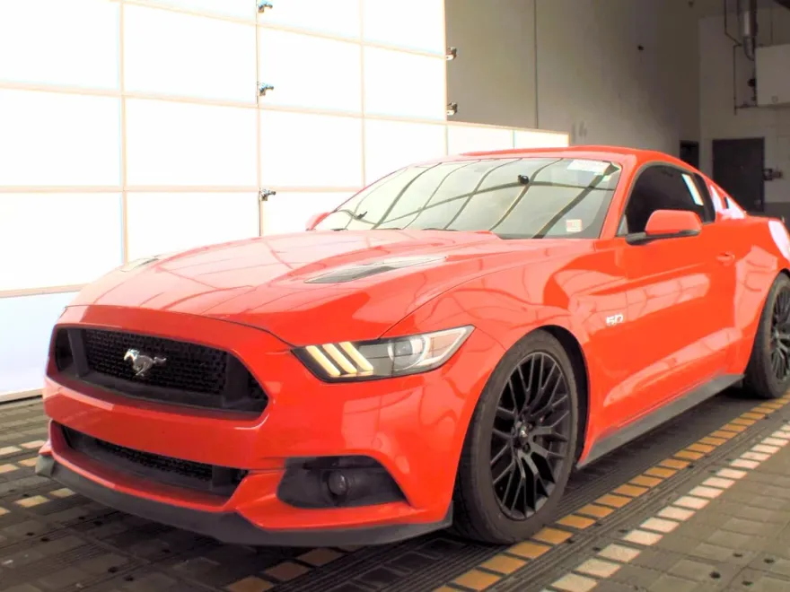 2016 Ford Mustang GT Premium photo 1