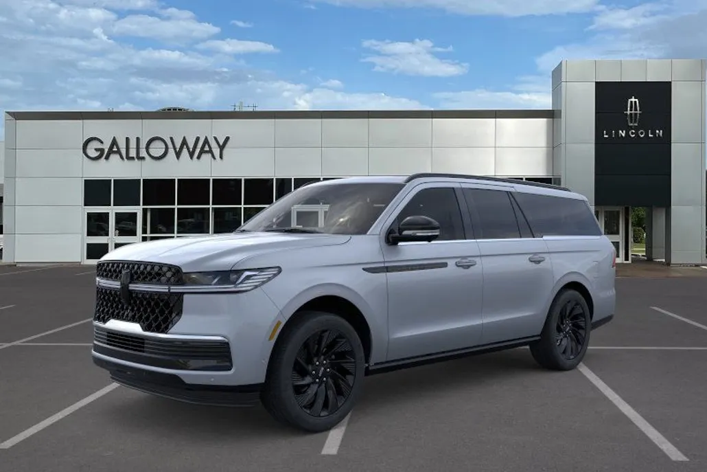 2025 Lincoln Navigator L Reserve photo 1