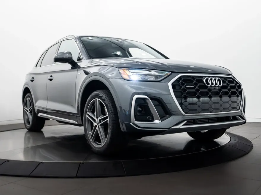 2024 Audi Q5 55 S line Premium Plus photo 1