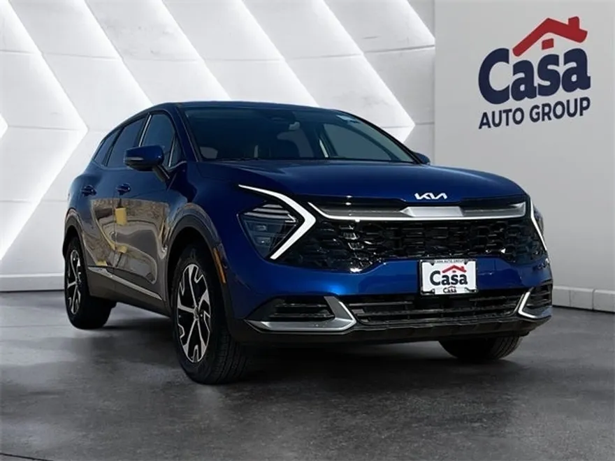2025 Kia Sportage EX photo 1