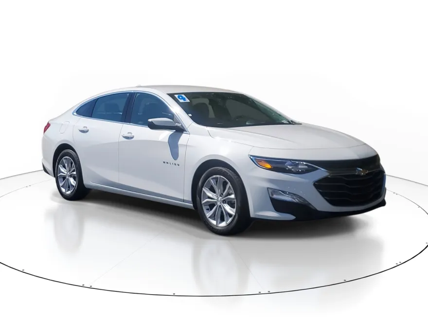 2024 Chevrolet Malibu 1LT photo 1