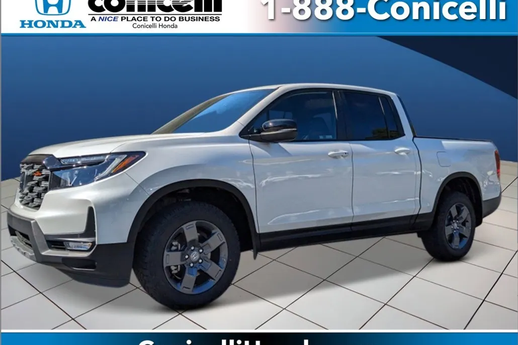 2025 Honda Ridgeline TrailSport photo 1
