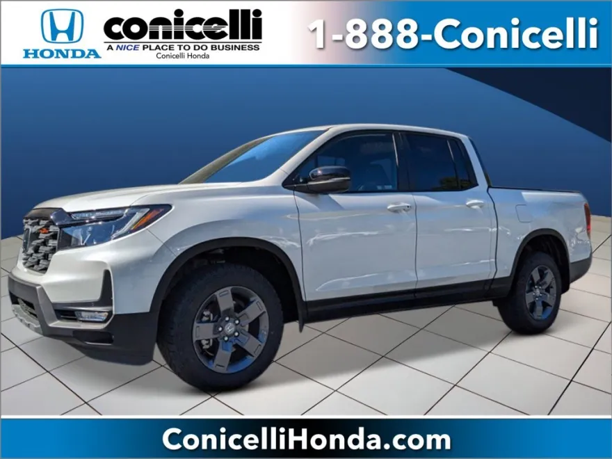 2025 Honda Ridgeline TrailSport photo 1