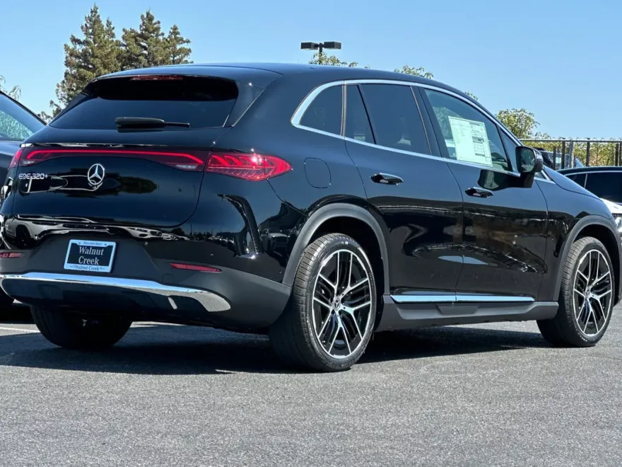 2026 Mercedes Benz EQE SUV photo 1