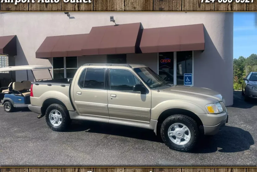 2002 Ford Explorer Sport Trac XLT photo 1