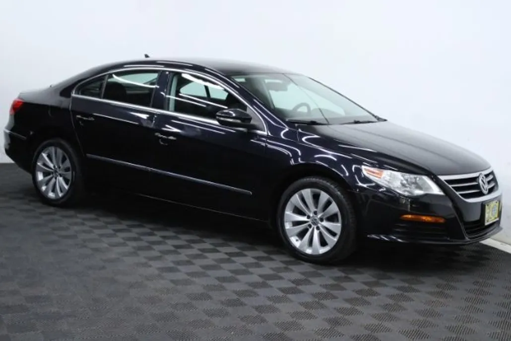 2011 Volkswagen CC Sport photo 1