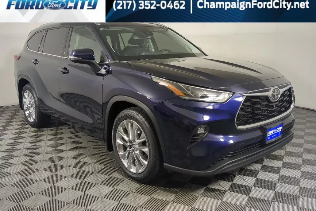 2022 Toyota Highlander Limited photo 1