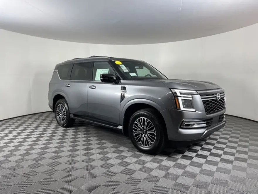 2025 Nissan Armada SL photo 1