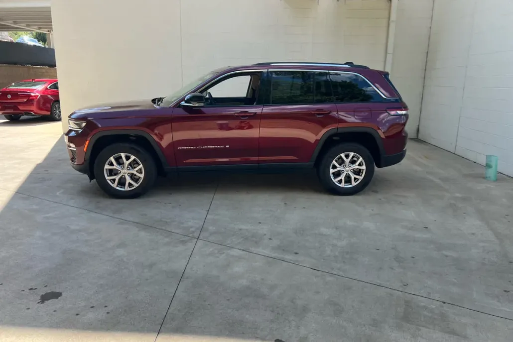 2022 Jeep Grand Cherokee Limited photo 1