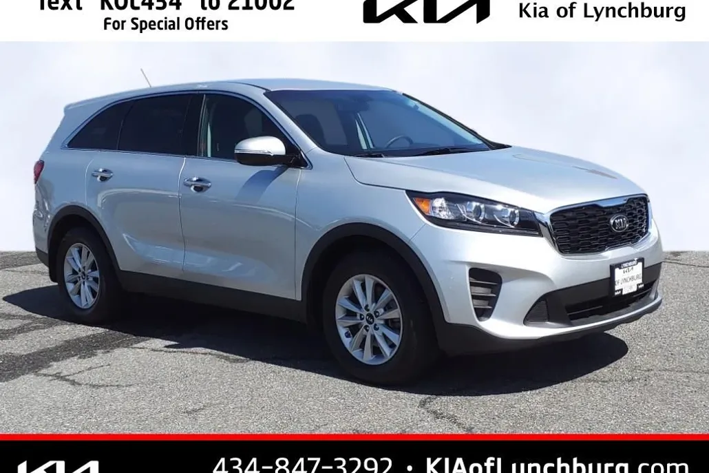 2020 Kia Sorento LX photo 1