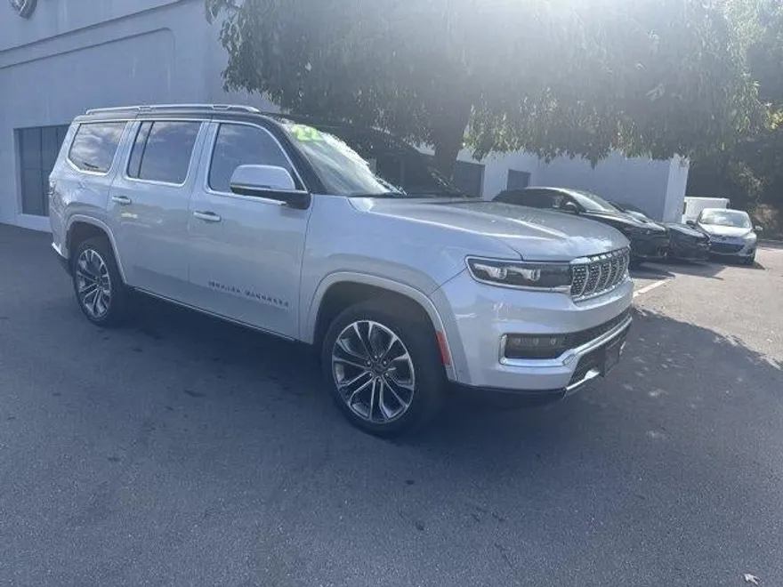 2022 Jeep Grand Wagoneer III photo 1