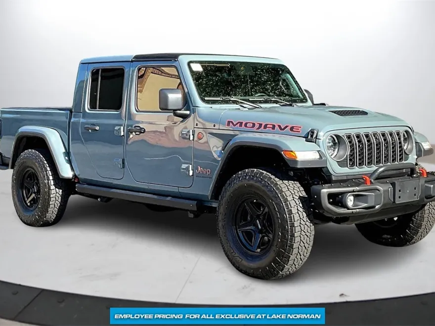 2025 Jeep Gladiator Mojave photo 1