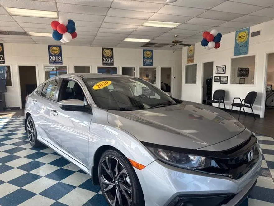 2020 Honda Civic Sport photo 1