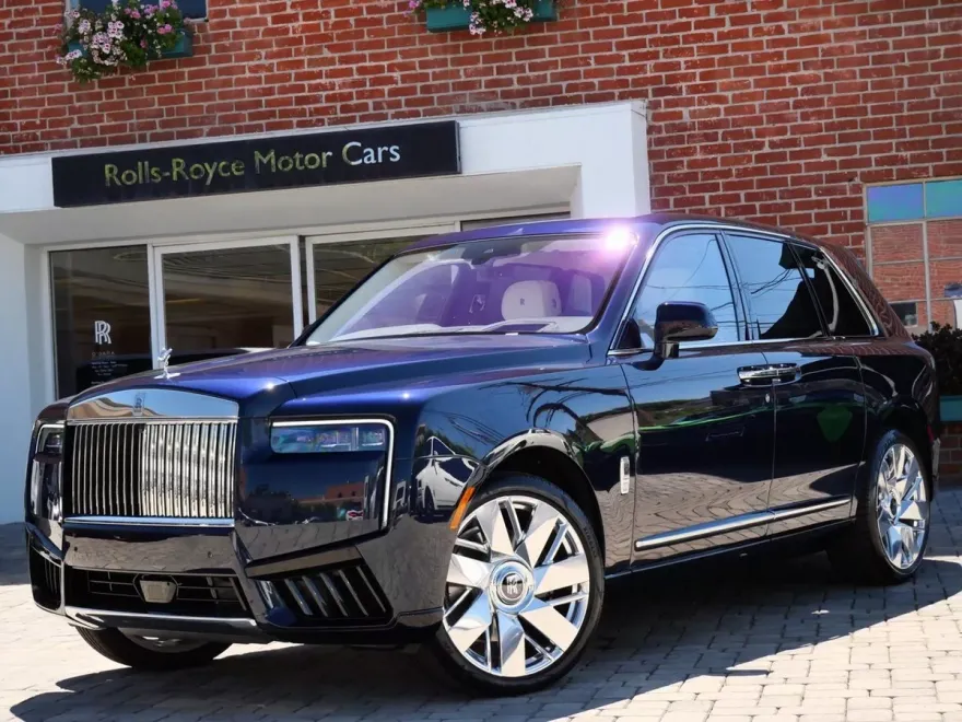2025 Rolls Royce Cullinan RR photo 1
