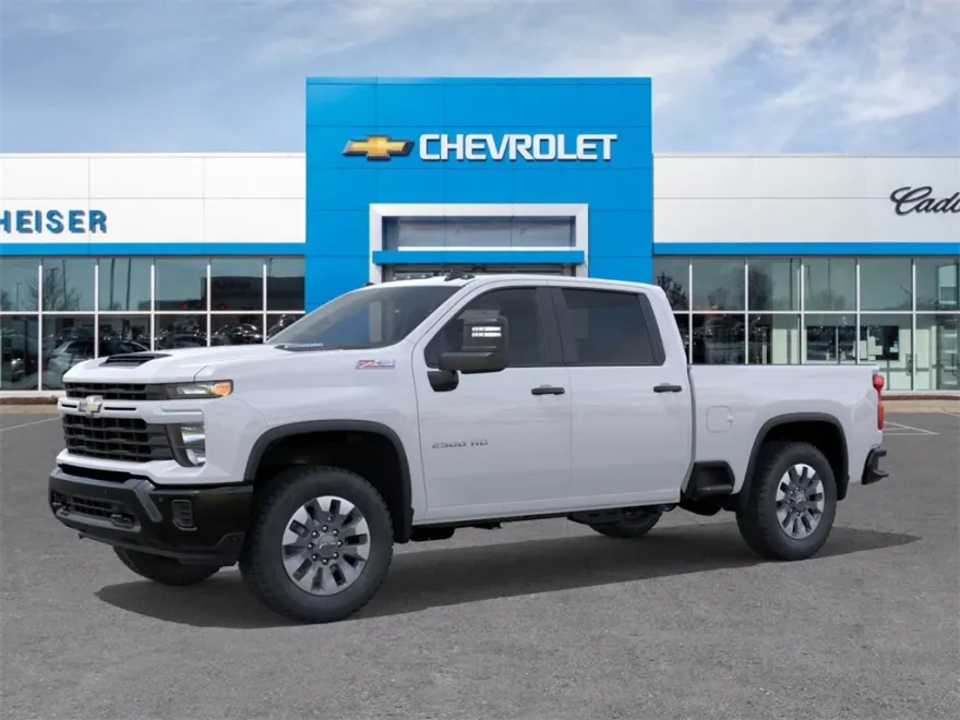 2025 Chevrolet Silverado 2500HD Custom photo 1
