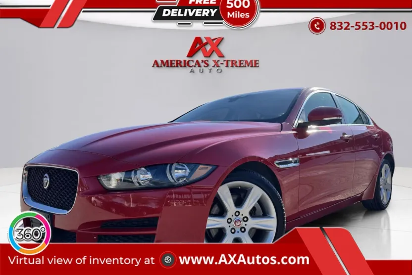 2019 Jaguar XE Premium photo 1