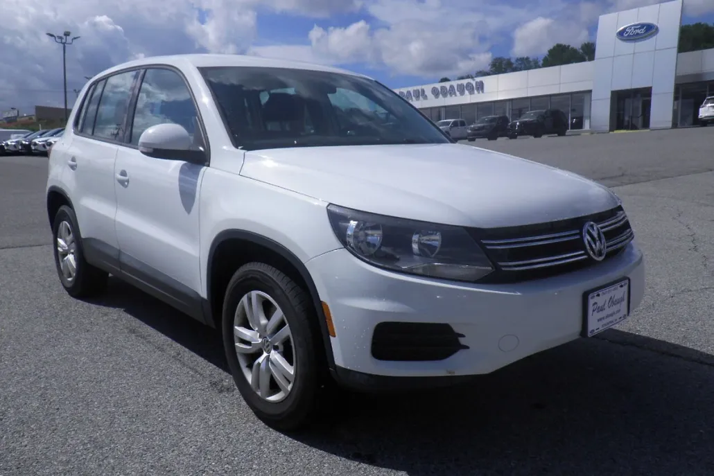 2014 Volkswagen Tiguan S photo 1
