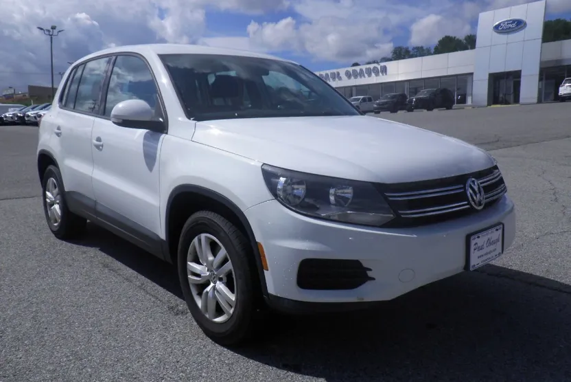 2014 Volkswagen Tiguan S photo 1