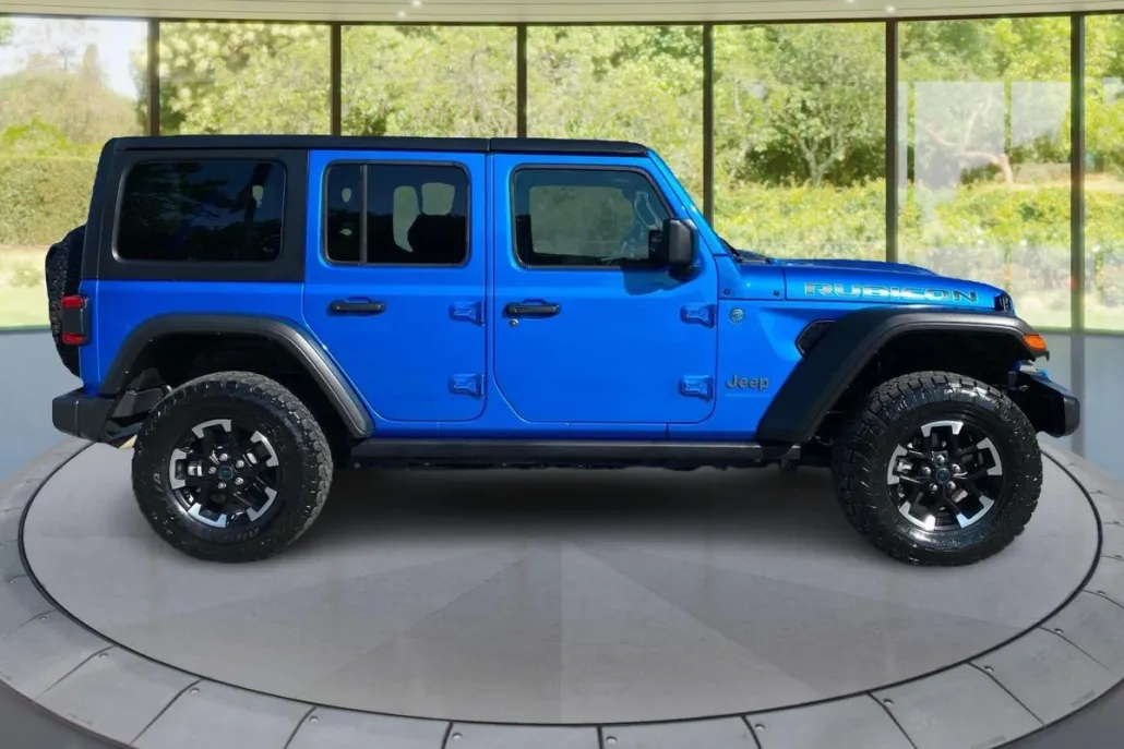 2024 Jeep Wrangler 4xe Rubicon photo 1