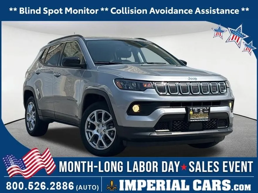 2022 Jeep Compass Latitude Lux photo 1