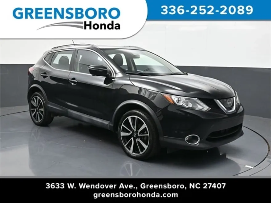 2017 Nissan Rogue Sport SL photo 1