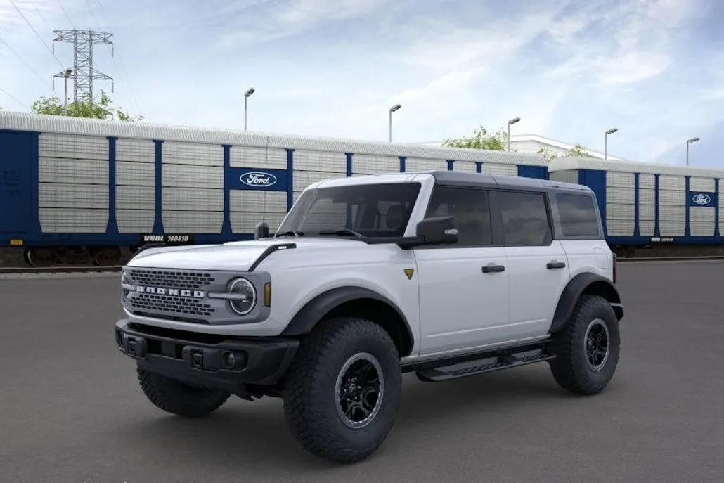 2025 Ford Bronco Badlands photo 1