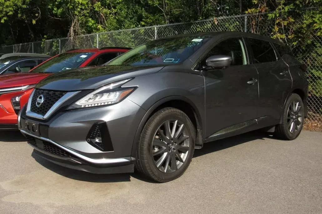 2021 Nissan Murano SV photo 1