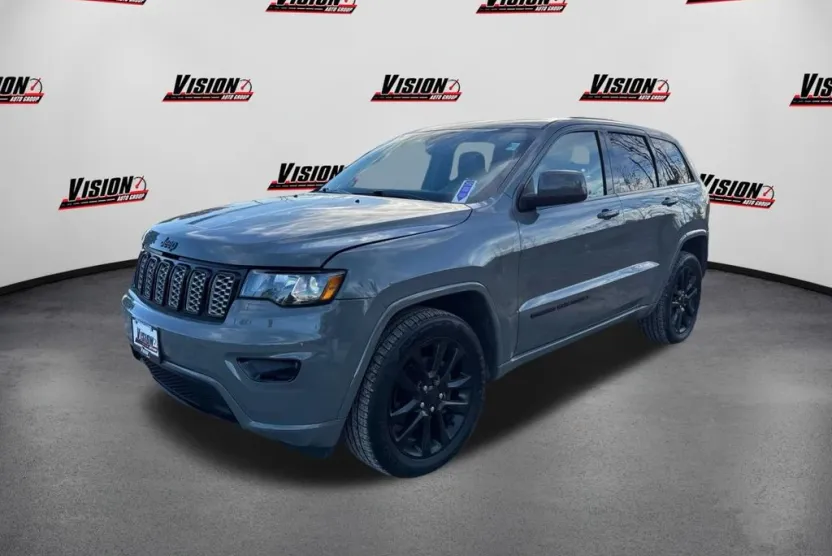 2019 Jeep Grand Cherokee Altitude photo 1