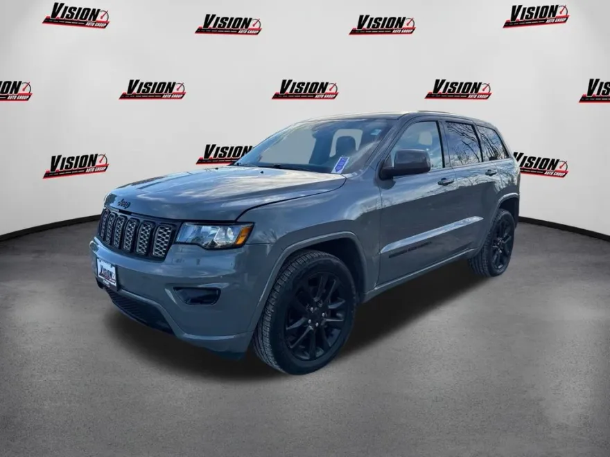 2019 Jeep Grand Cherokee Altitude photo 1