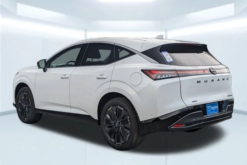 2025 Nissan Murano Platinum photo 1