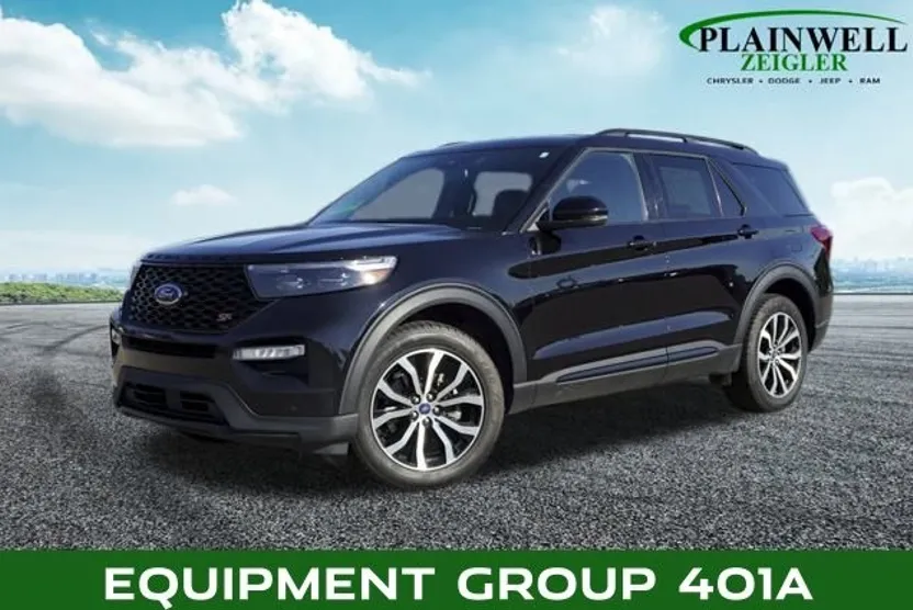 2022 Ford Explorer ST photo 1