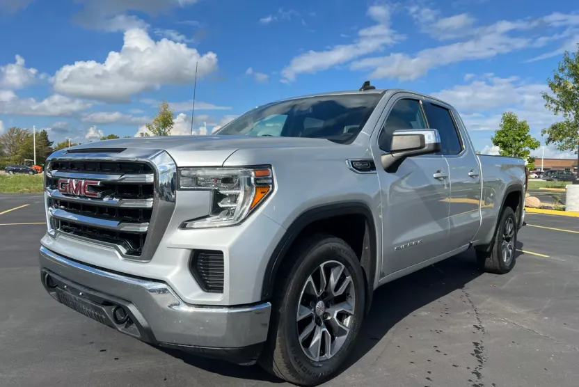 2019 Gmc Sierra SLE photo 1