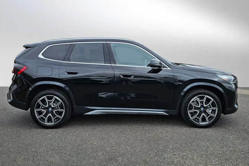 2025 Bmw X1 XDrive28i photo 1