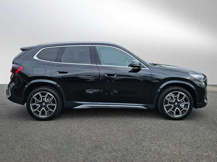 2025 Bmw X1 XDrive28i photo 1