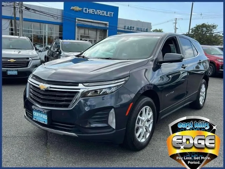 2022 Chevrolet Equinox LT photo 1