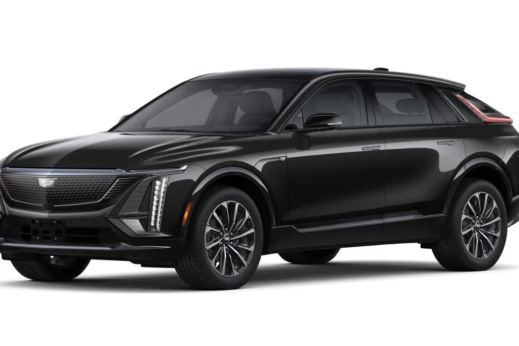2025 Cadillac Lyriq Sport photo 1