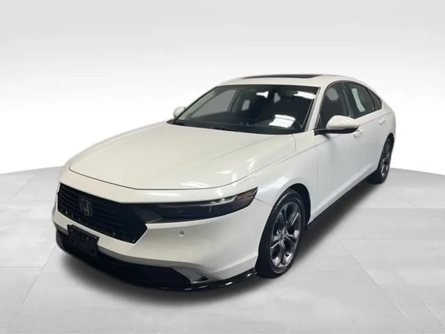 2023 Honda Accord Hybrid Touring photo 1