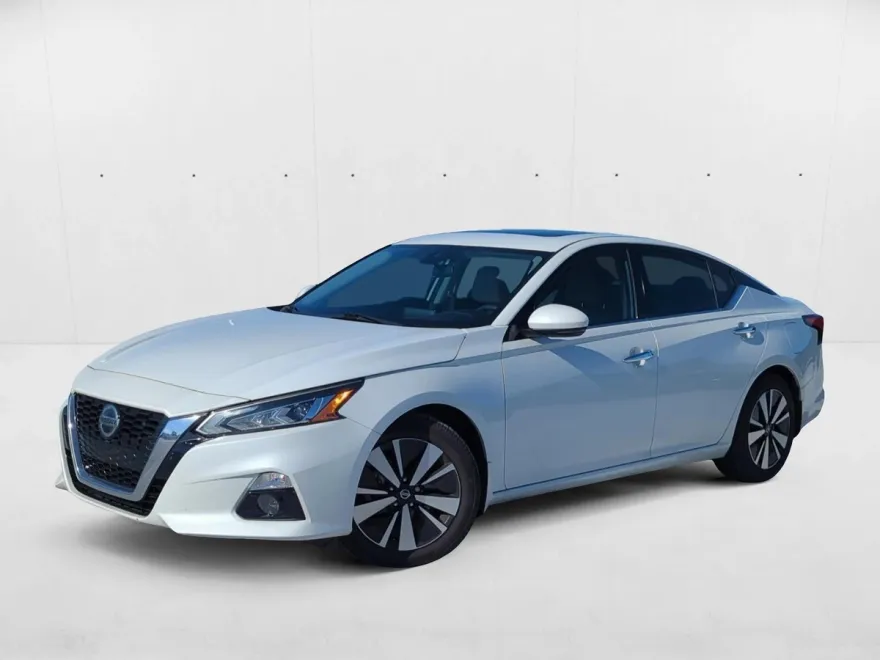 2021 Nissan Altima 2.5 SL photo 1