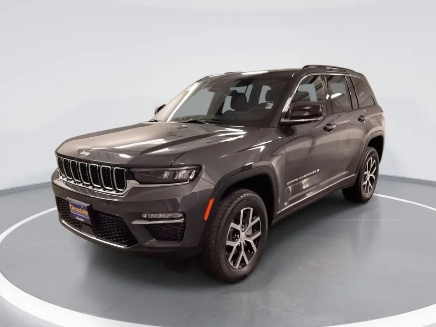 2025 Jeep Grand Cherokee Limited photo 1
