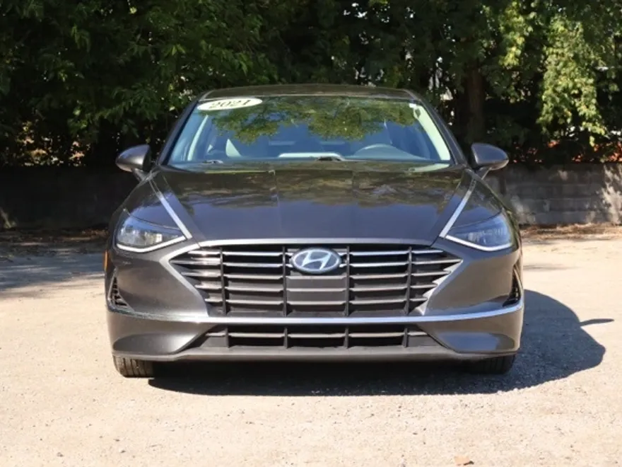 2021 Hyundai Sonata SE photo 1