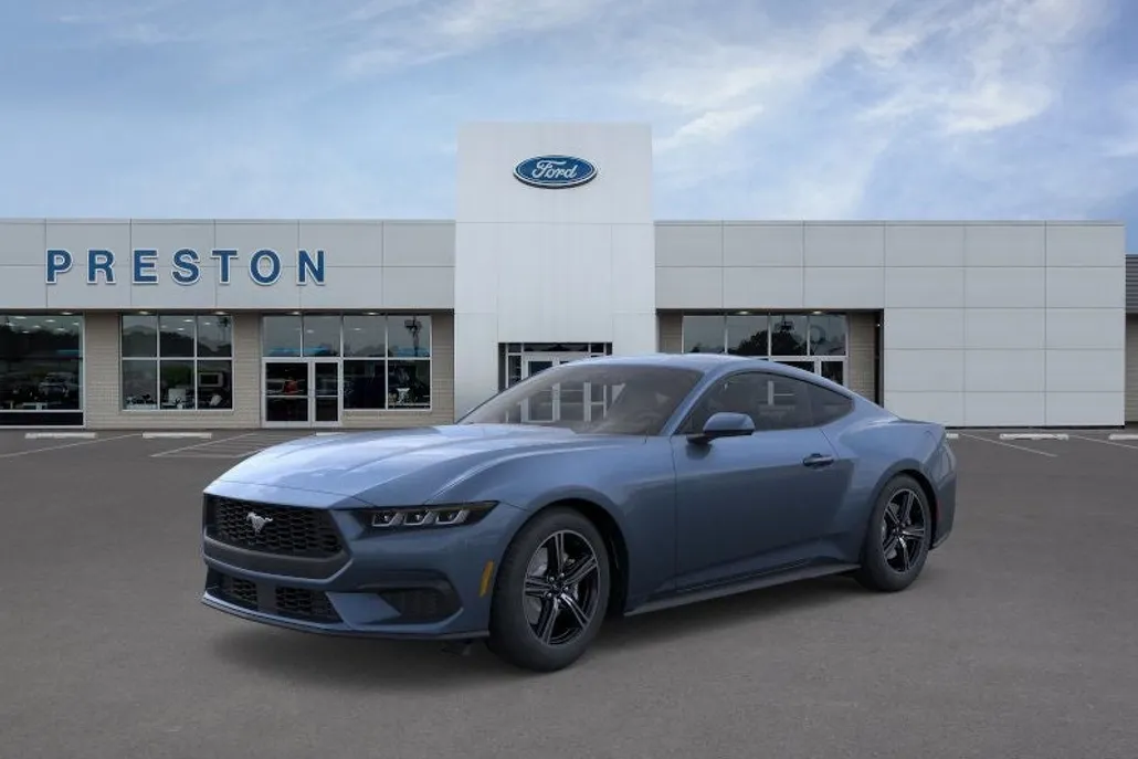 2025 Ford Mustang EcoBoost photo 1
