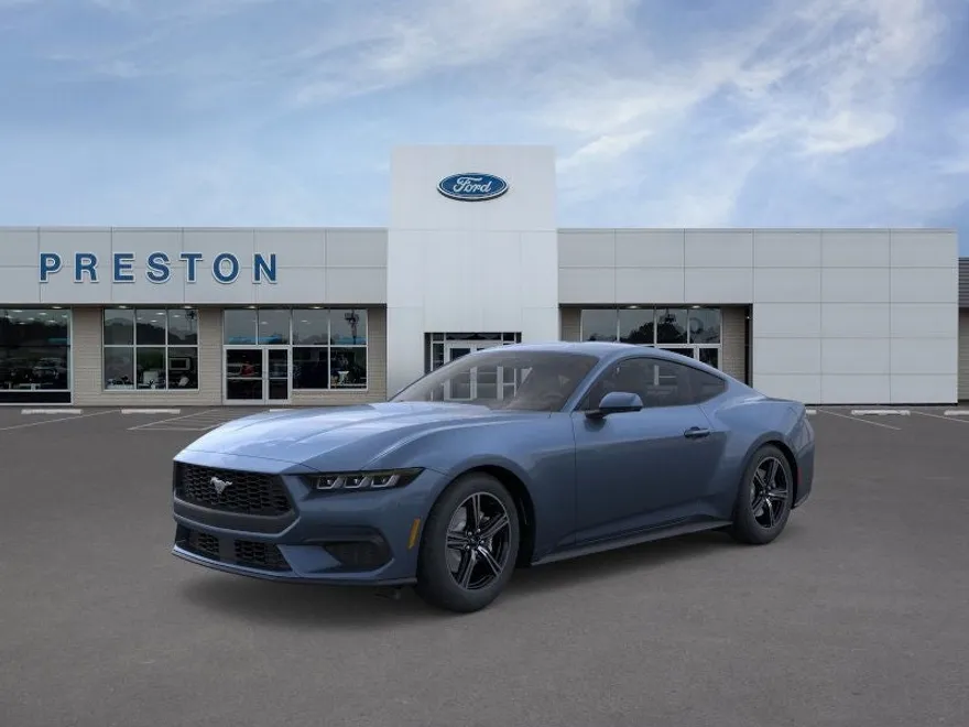 2025 Ford Mustang EcoBoost photo 1