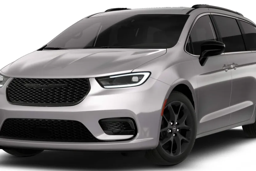 2026 Chrysler Pacifica photo 1