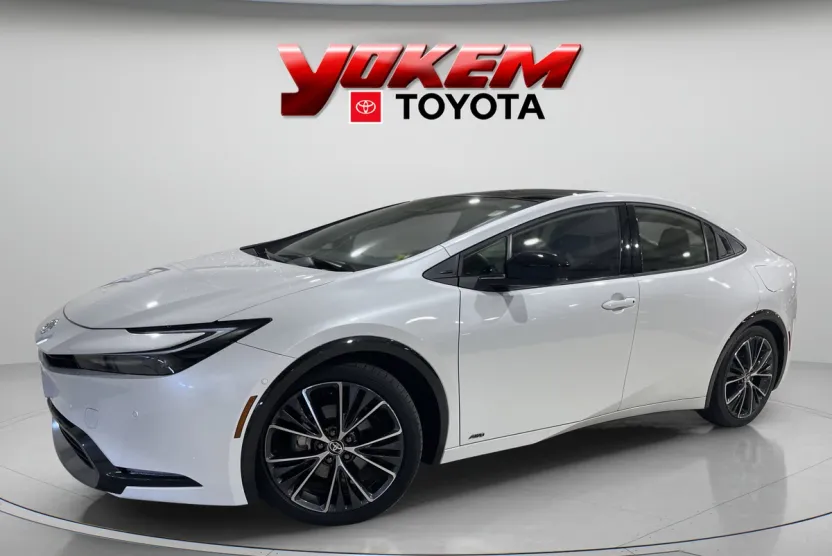 2024 Toyota Prius Limited photo 1