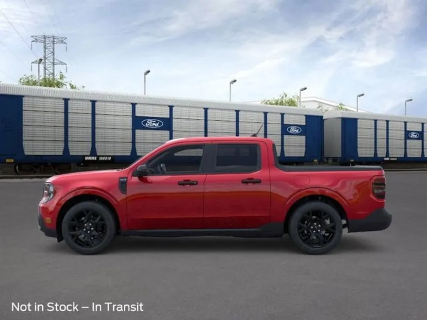 2025 Ford Maverick XLT photo 1