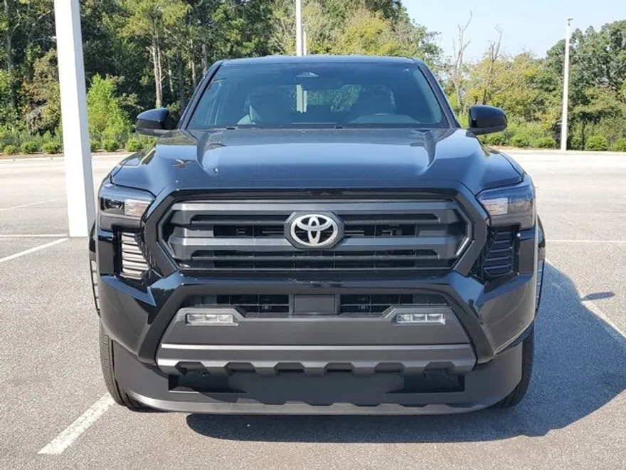 2025 Toyota Tacoma SR5 photo 1